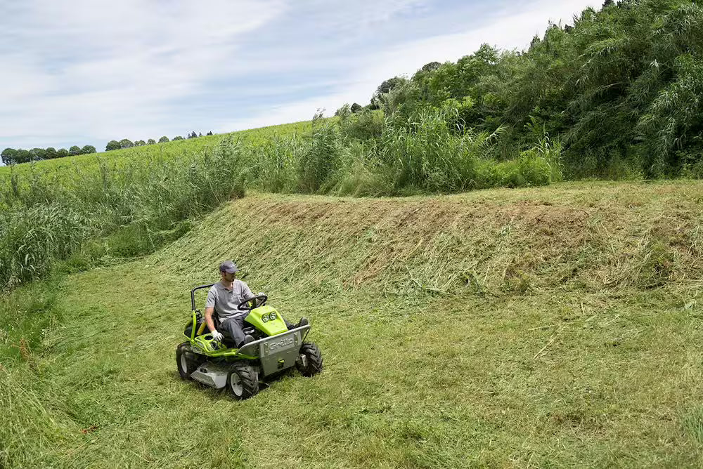 GRILLO Climber 10 AWD 27 Tondeuse à herbe haute