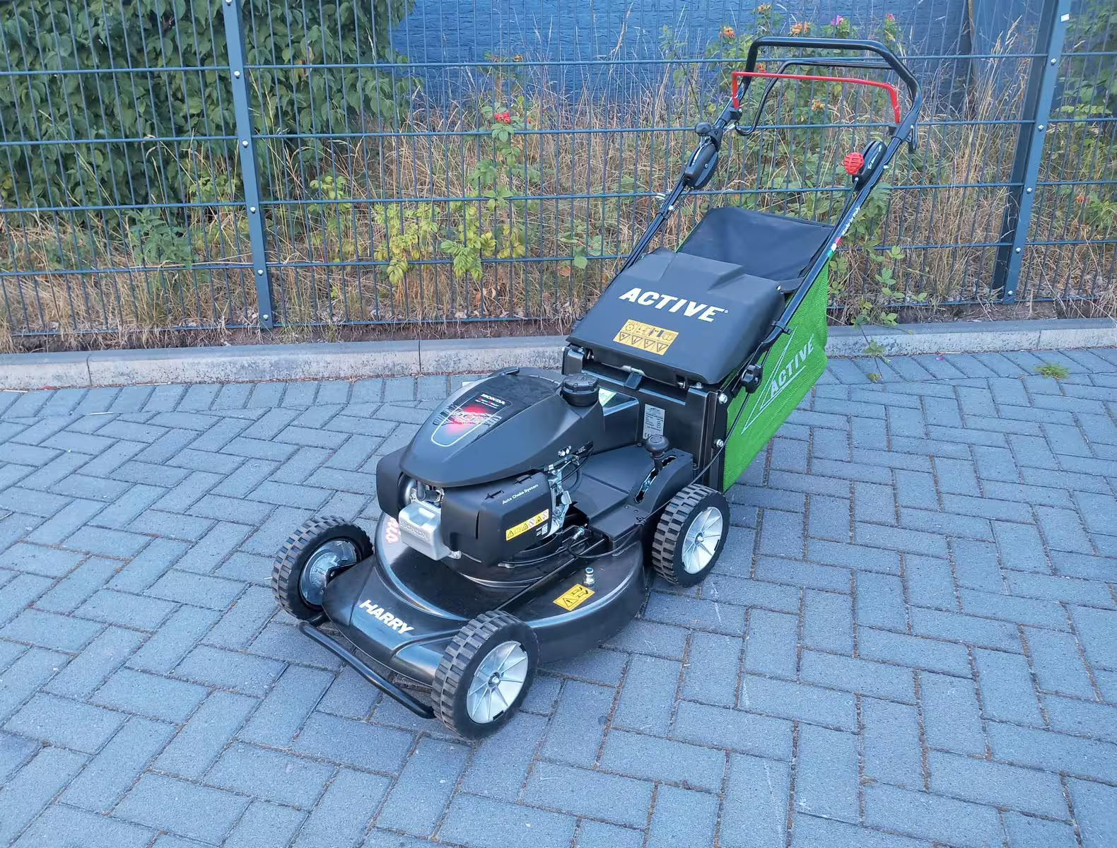 Active tondeuse à gazon Harry 5400 SVH
