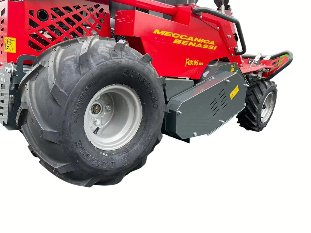 Tondeuse à fléaux autoportée Benassi FOX 95 4WD - Quatre roues motrices