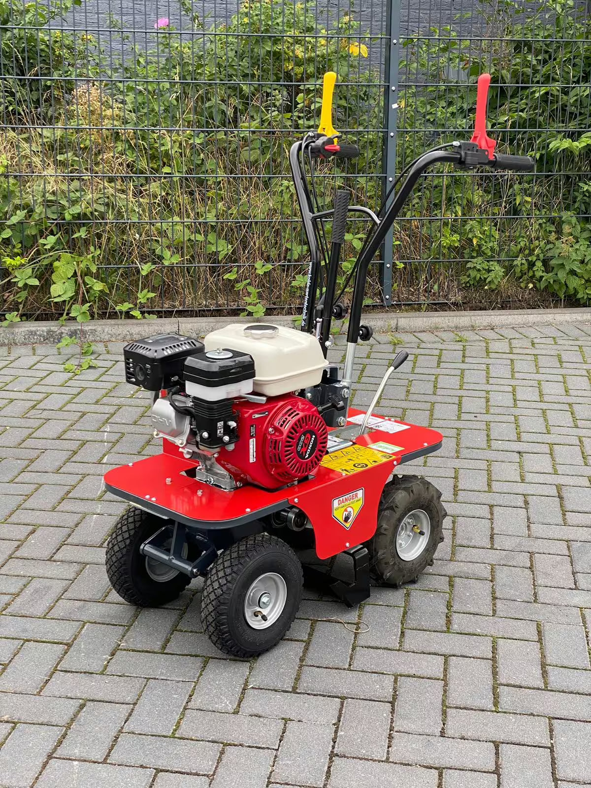 Machine à pelage de pelouse Benassi L390 39cm