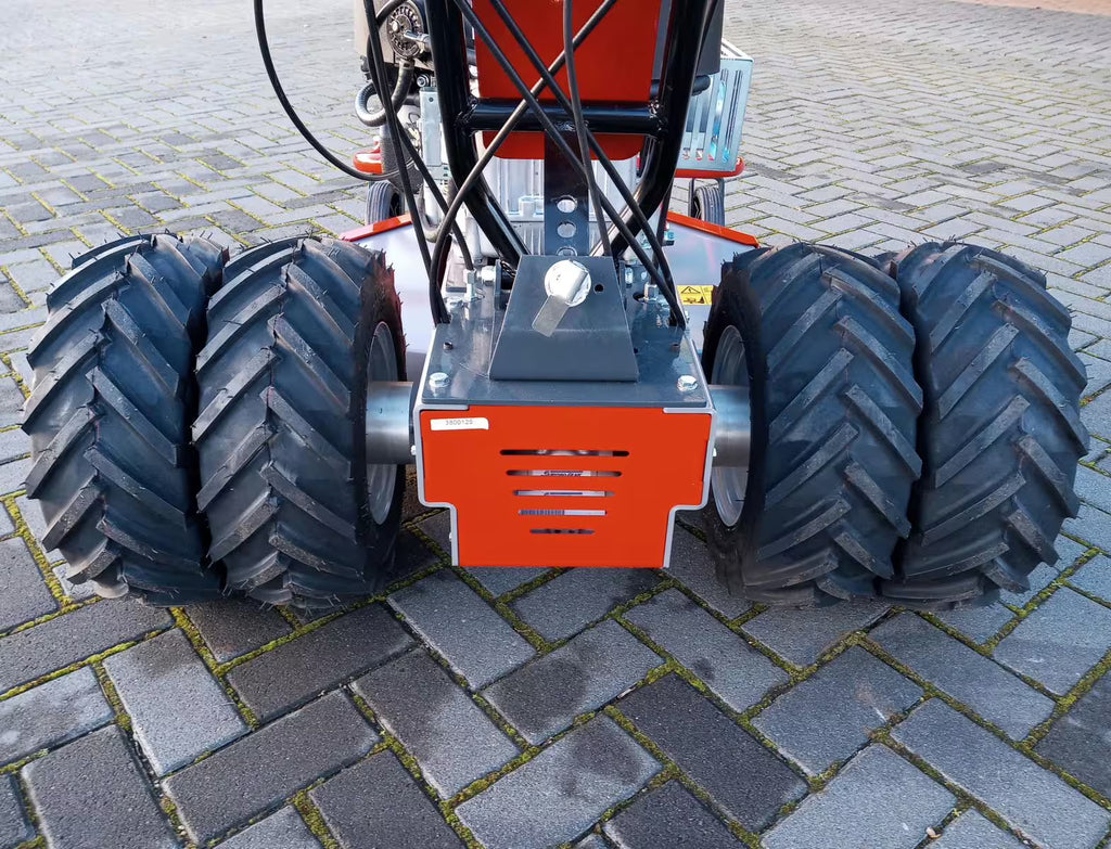 Tondeuse à gazon haute Benassi RF 710 HYDRO avec pneus jumelés