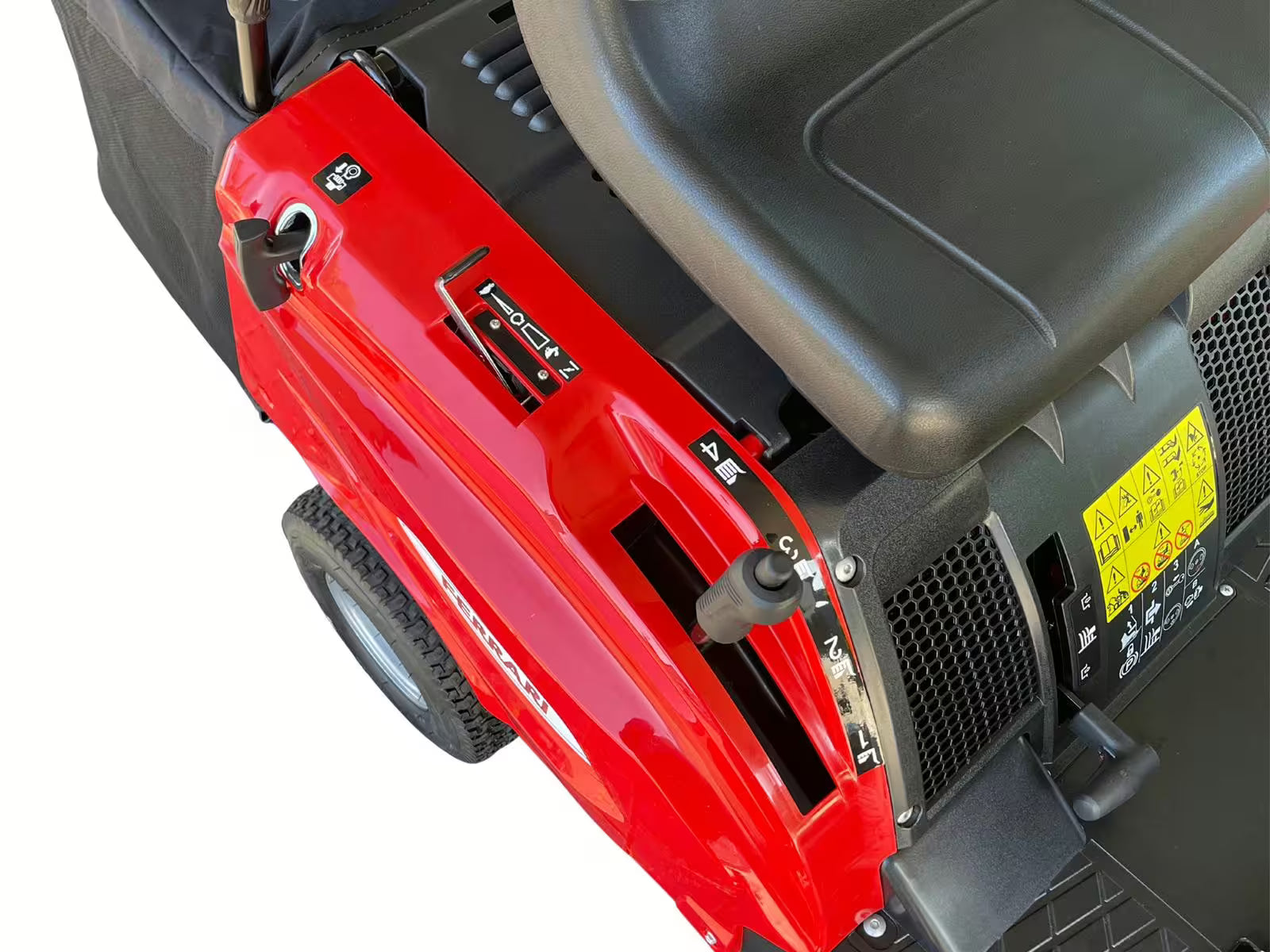Tondeuse autoportée Ferrari AM 62H