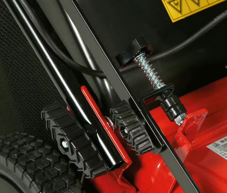 Scarificateur Ferrari S390H Moteur Honda 39 cm