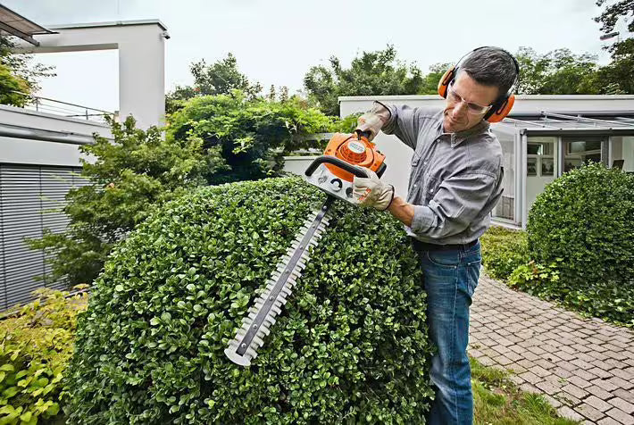 Taille-haies Stihl HS 46, 45 cm
