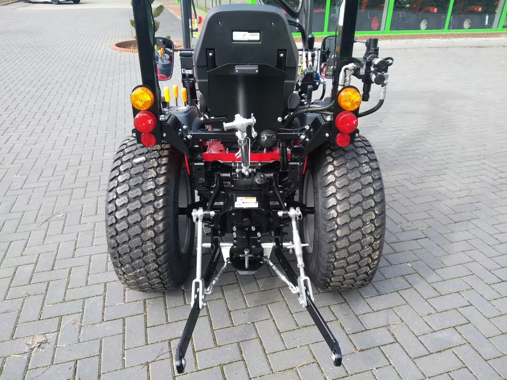 Tracteur TYM TS 255 HST avec chargeur avant + pelle