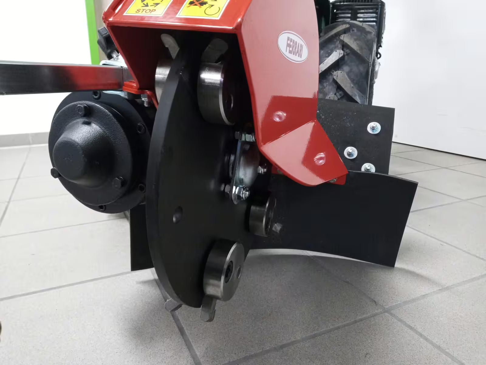 Mouleuse de souches MTC adaptée aux Ferrari, BCS et Pasquali