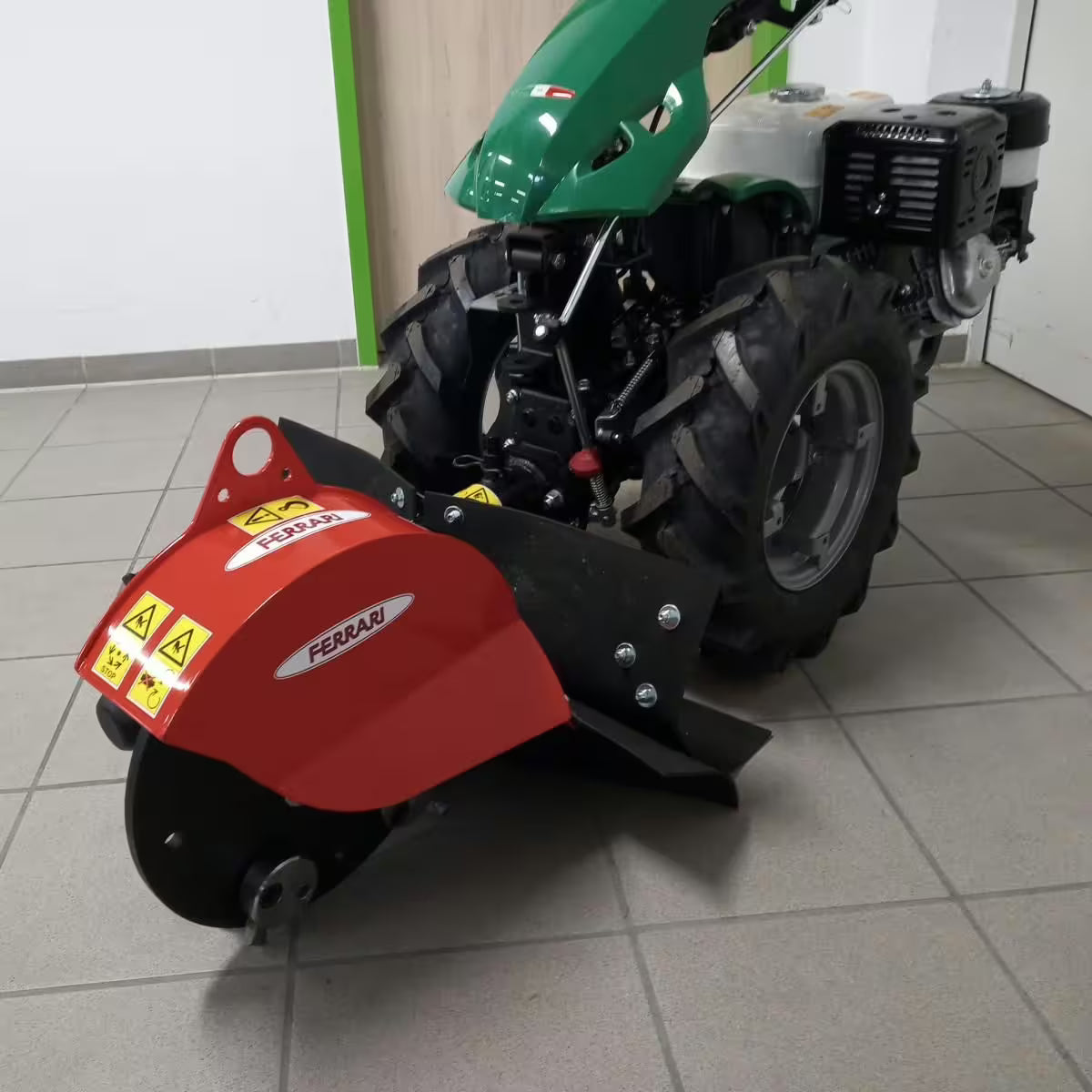 Mouleuse de souches MTC adaptée aux Ferrari, BCS et Pasquali