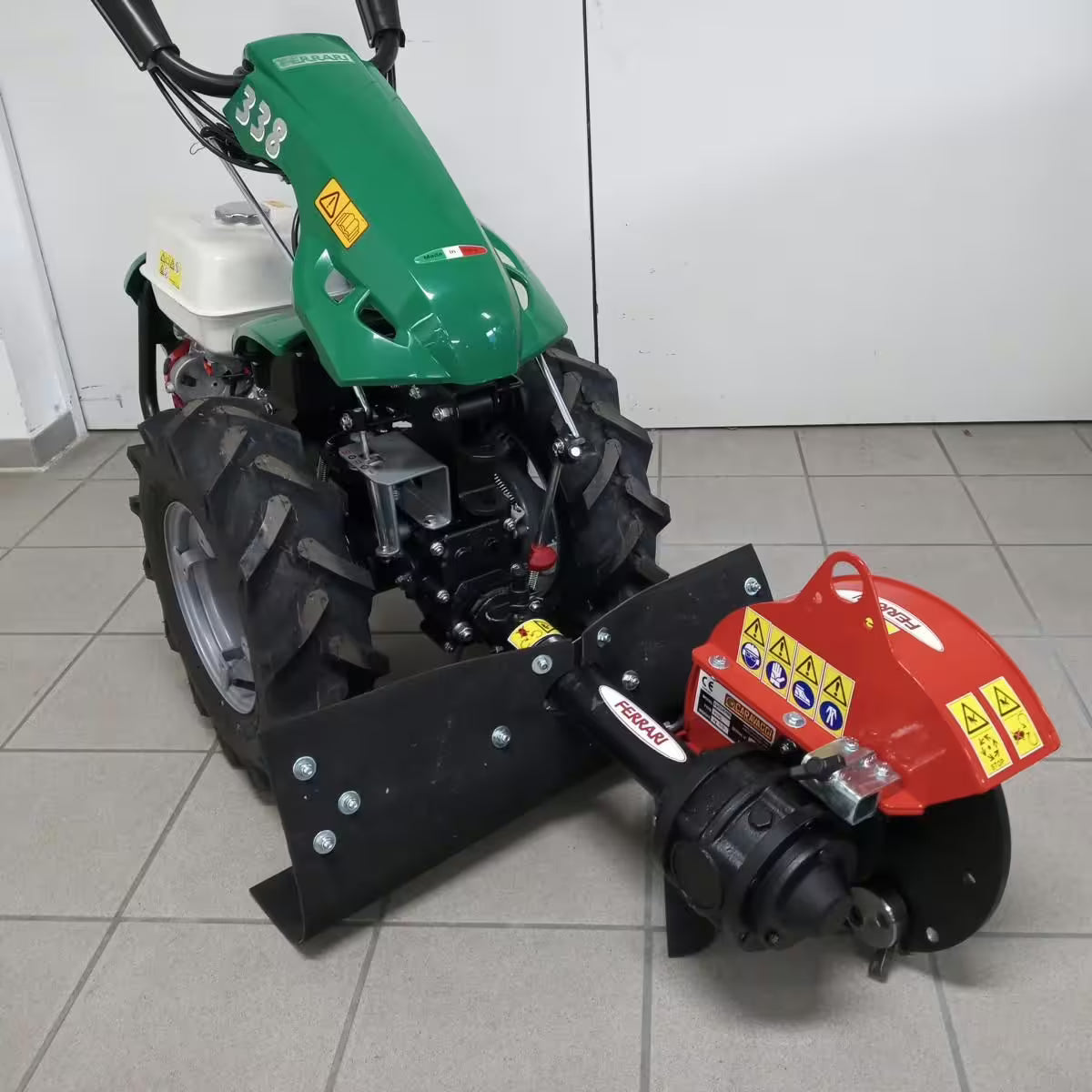 Mouleuse de souches MTC adaptée aux Ferrari, BCS et Pasquali