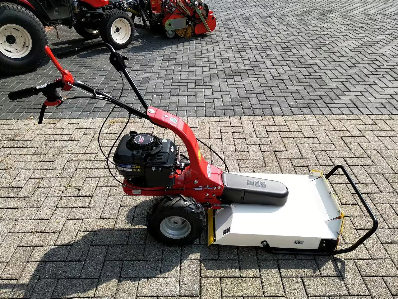 Faucheuse à lame rotative Ferrari M150