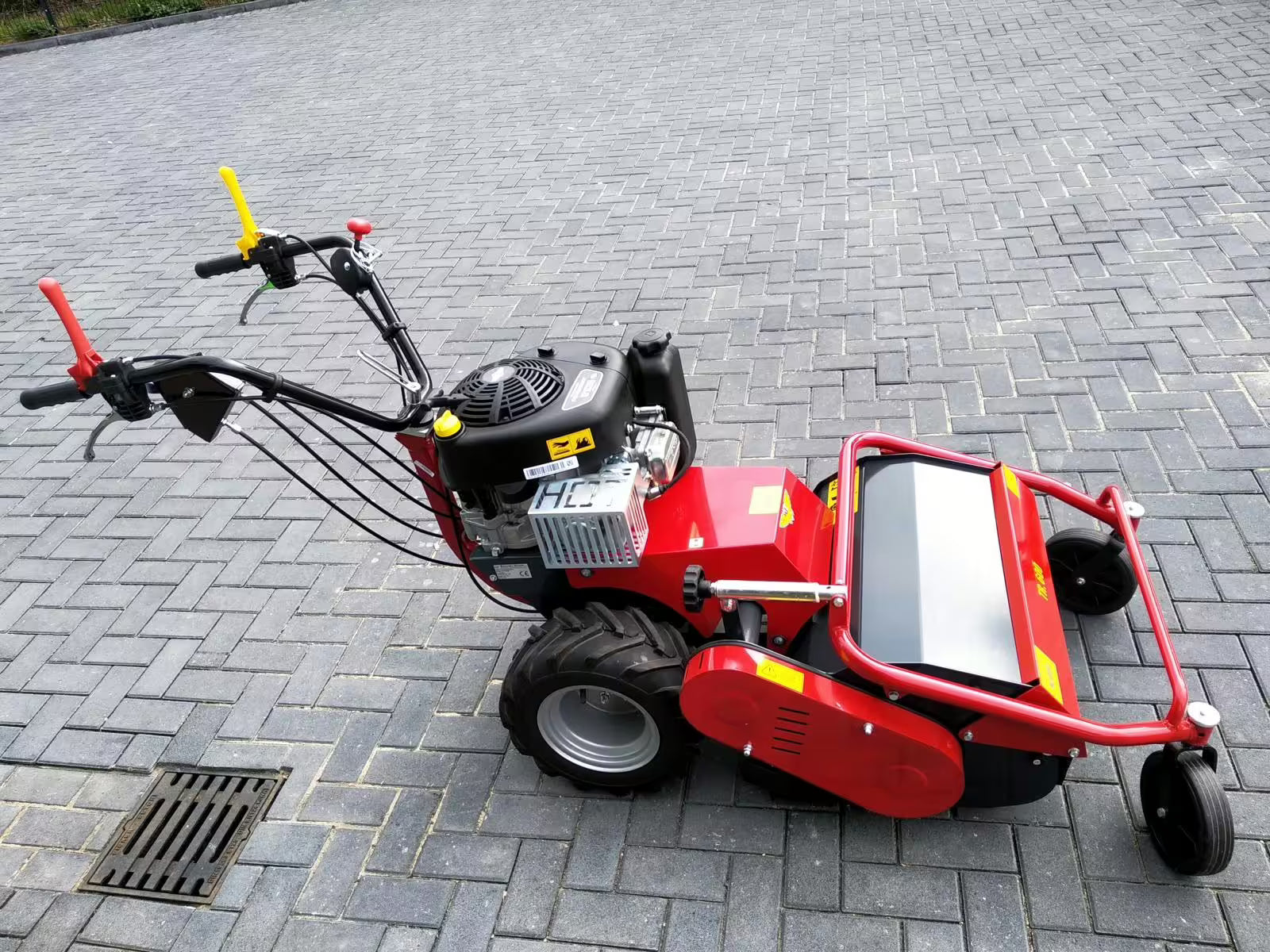 Tondeuse à fléaux Benassi TR600