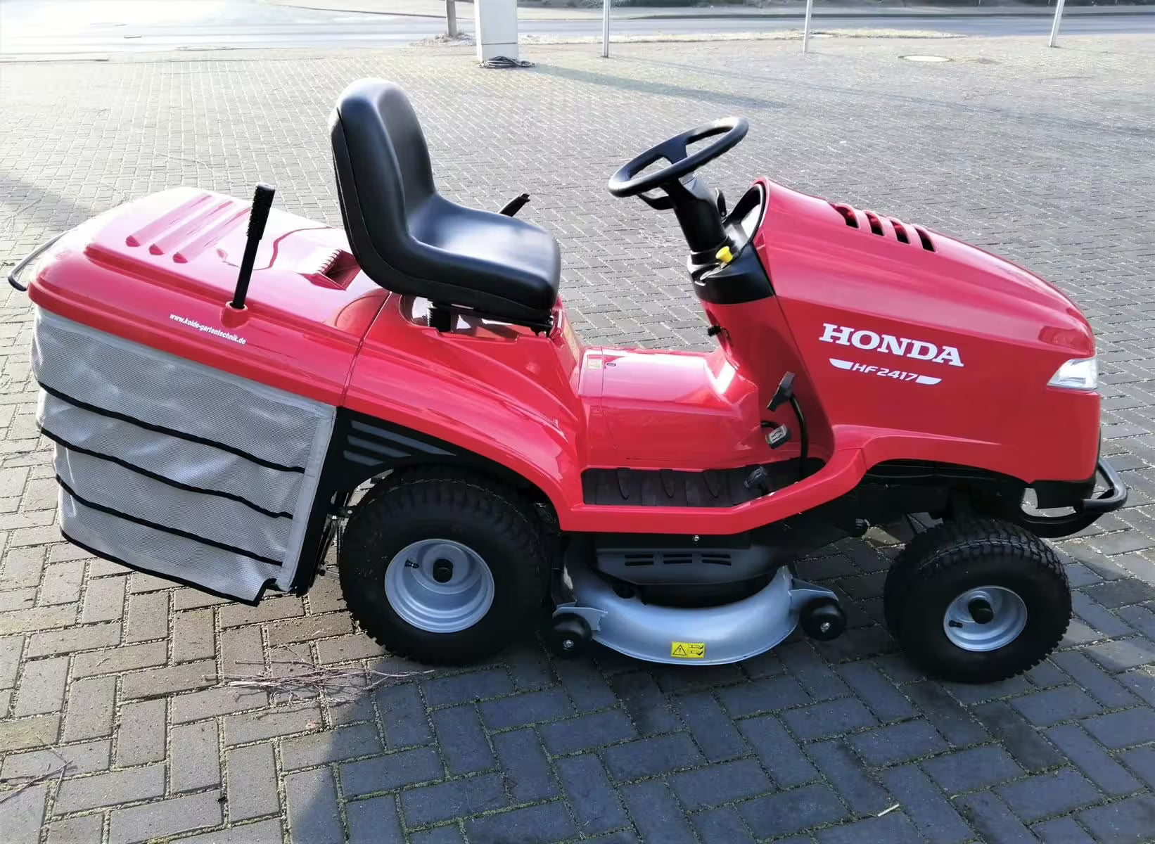 Tracteur tondeuse Honda HF 2417 HBE