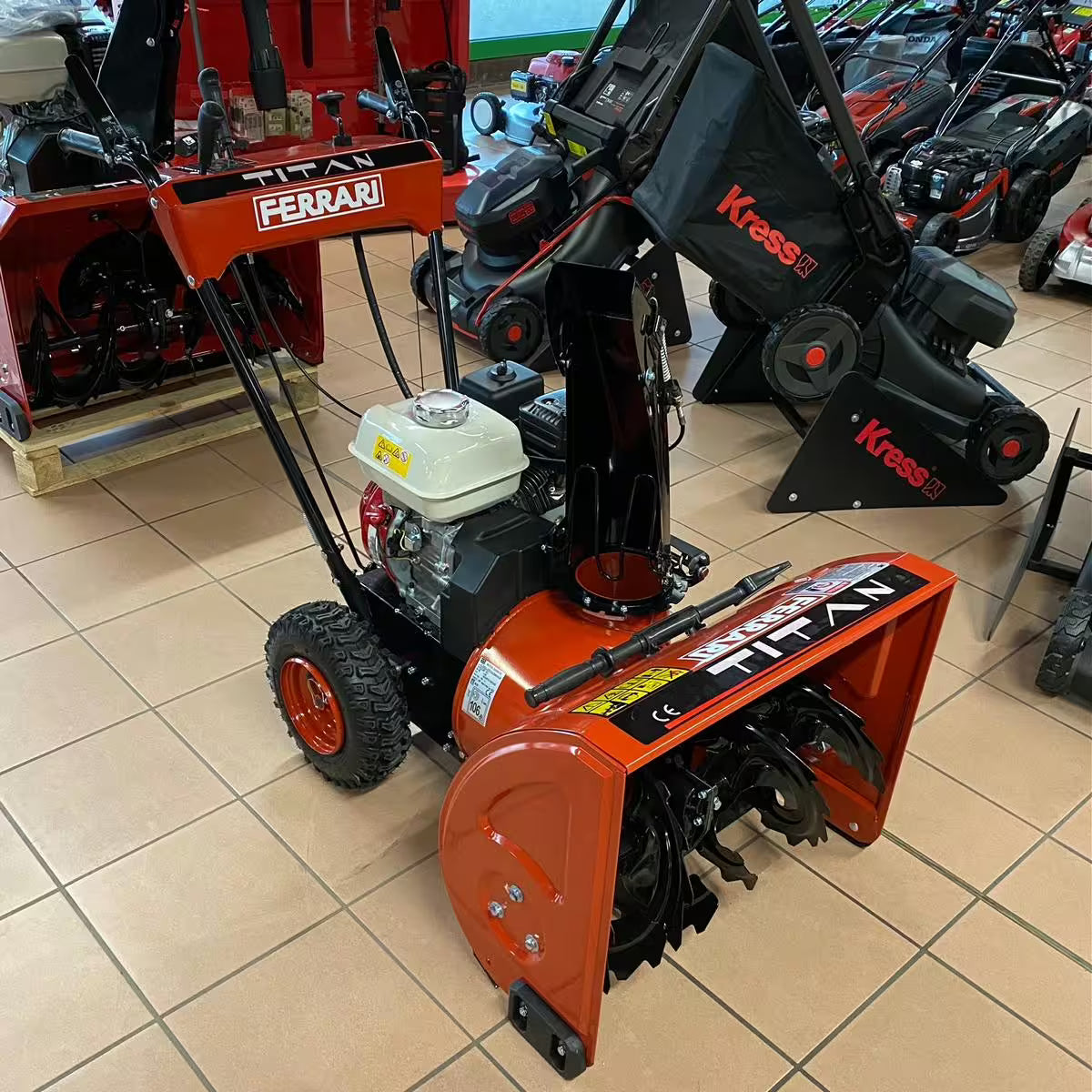 Souffleuse à neige Ferrari 521 H