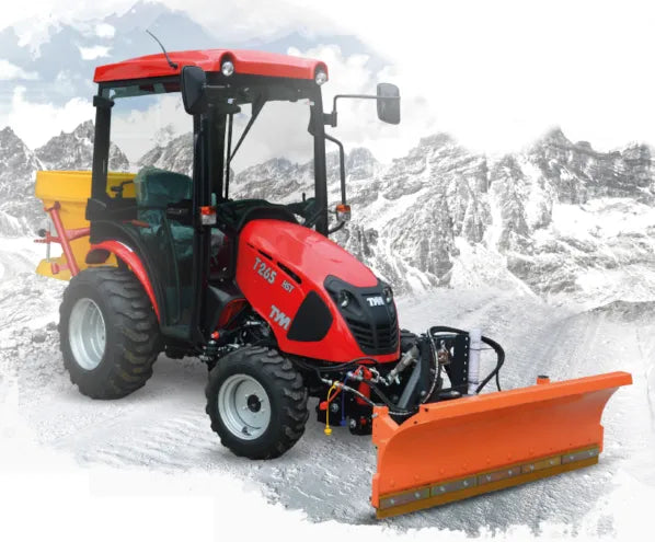 Tracteur TYM T25 avec cabine, lame à neige et écarteur