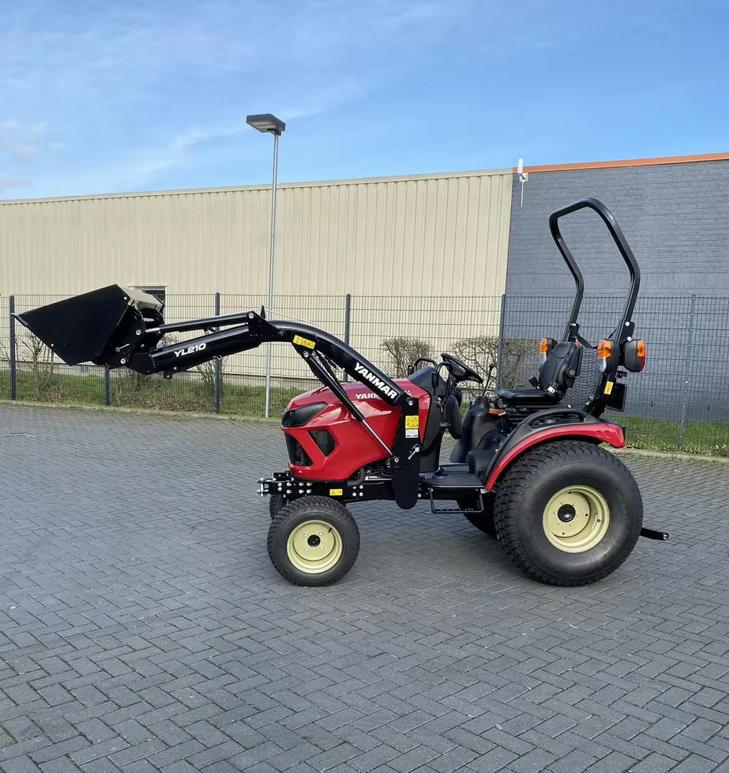 Tracteur Yanmar SA424 avec chargeur avant Yanmar YL210
