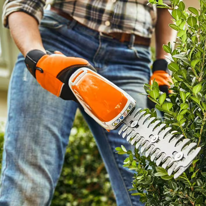 Cisaille à buissons sans fil Stihl HSA 26 - sans batterie ni chargeur
